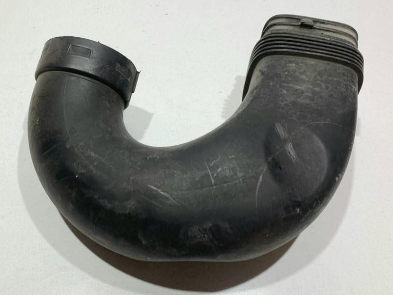 Tub admisie aer Volkswagen Tiguan 5N0129618B 2.0 tdi CBAB