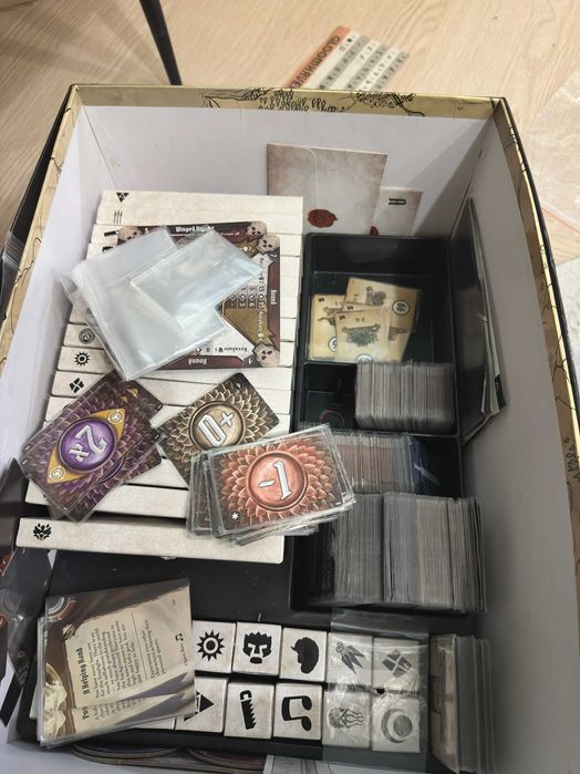 Gloomhaven - пълен комплект с 3D принтирани органайзери