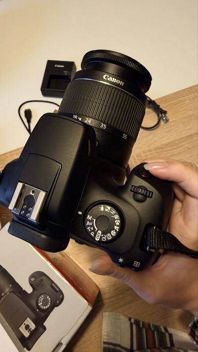 фотоапарат Canon EOS 4000D