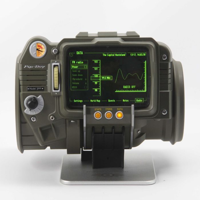 Pip-Boy 3000 Fallout 3 - OBIECT NOU - Amanet FRESH Galati