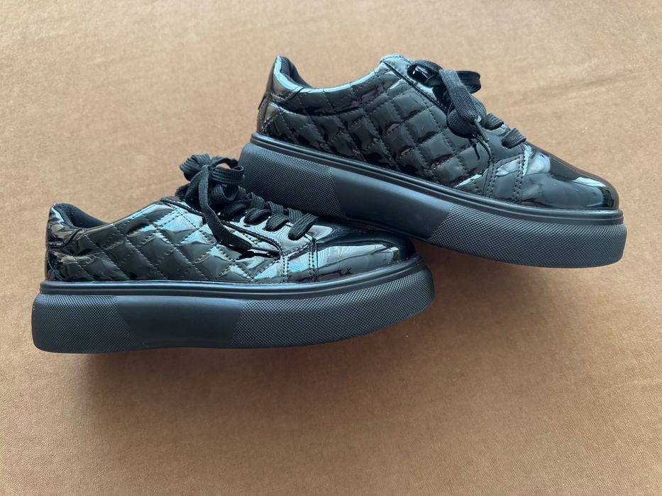 Маратонки дамски