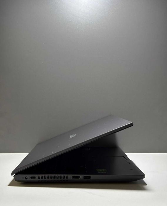 Asus Intel core i3/7gen