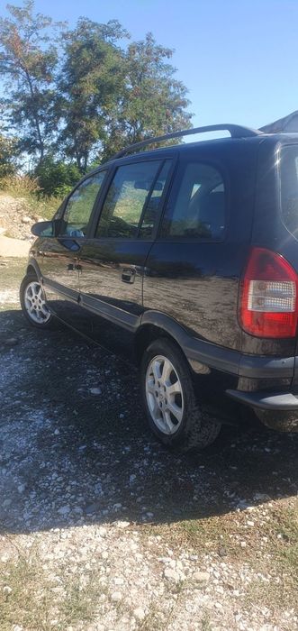 Opel Zafira 2.0DTI 101ks 2003 год на части
