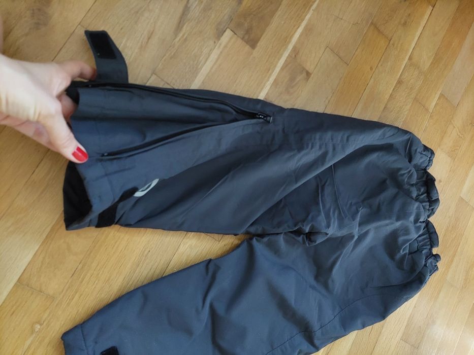 Детско зимно долнище размер 3-4 години