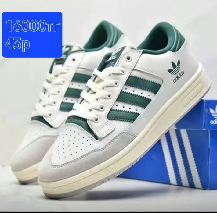 Кроссовки " Adidas" оригинал.