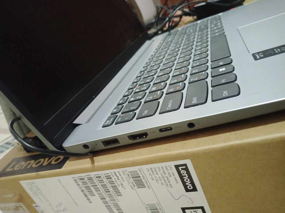 Noutbook Lenovo intel N4500