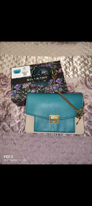 Пальто сумки и красавки