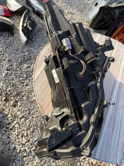 Фар Toyota Highlander