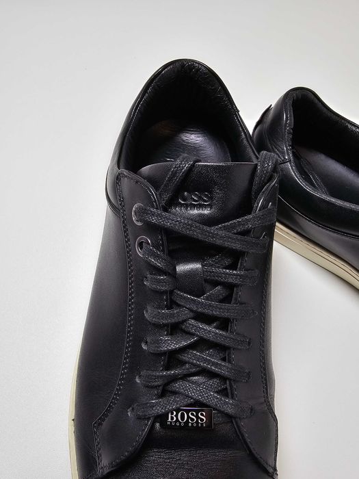 HUGO BOSS - мъжки сникърси като нови и висококачествени