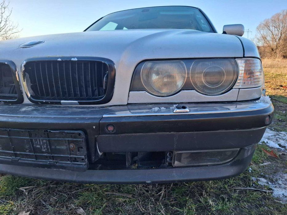 Bmw e38 735i face