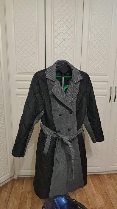 Продам пальто демисезонное