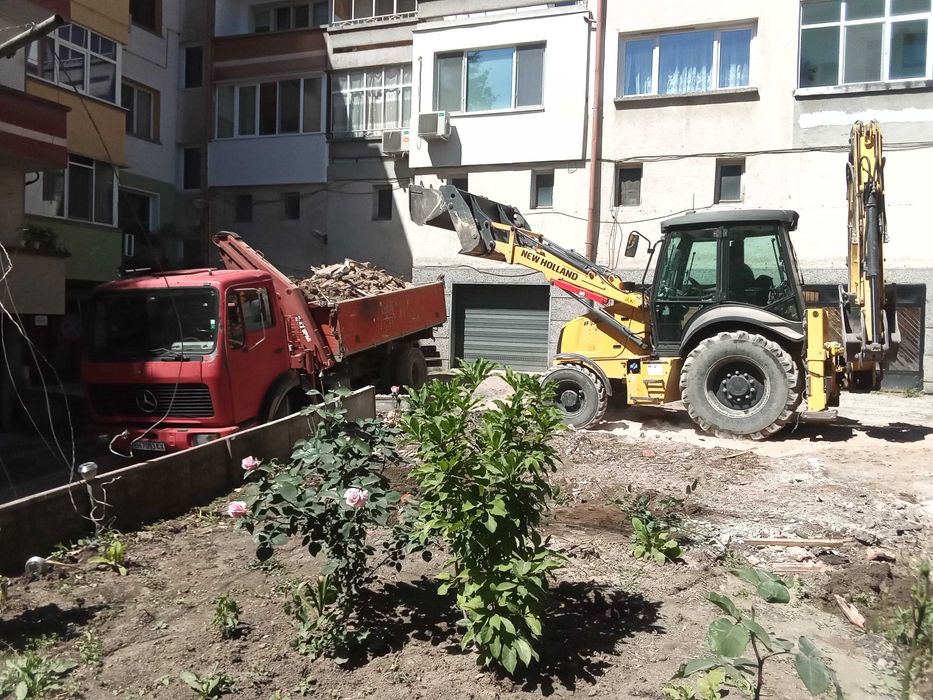 Камион с Кран Ловеч Автокранове,Самосвали,Багери.