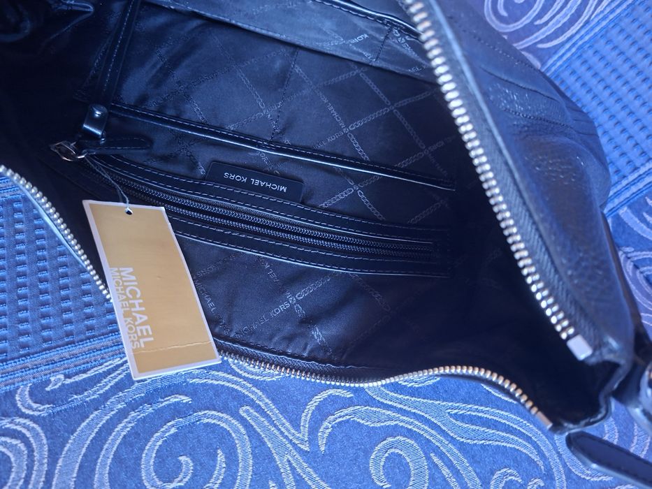 Geantă de damă Michael Kors piele naturală neagră