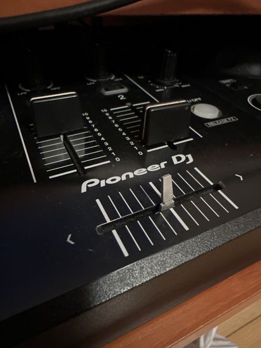 Dj контролер Pioneer DDJ-400