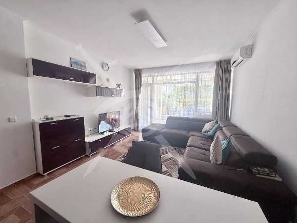Продава се Двустаен апартамент в Свети Влас - 67 кв.м за 910 €/кв.м - Снимка #2