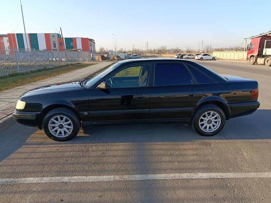 Продаю Ауди 100 с 4