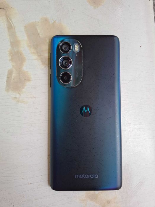 motorola edge 30 pro