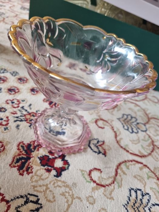 SAGA ыдыстар сатылады 1000шт