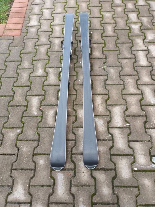 De vânzare Schiuri Atomic