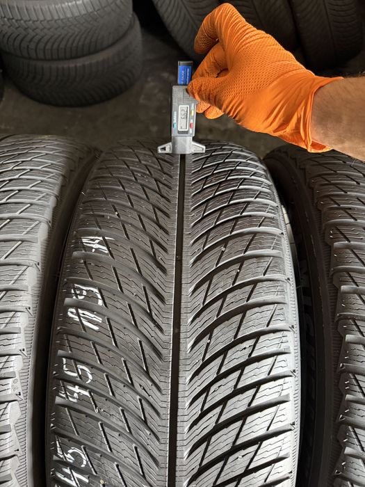 4 anvelope iarna 245/45/19 , 102 V , XL , Michelin , DOT 2022 , 6.5 mm !