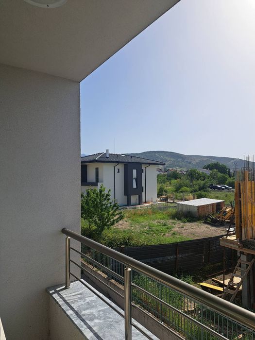 Дава се под наем Двустаен апартамент в с. Марково, Област Пловдив - 80 кв.м за 510 € - Снимка #8