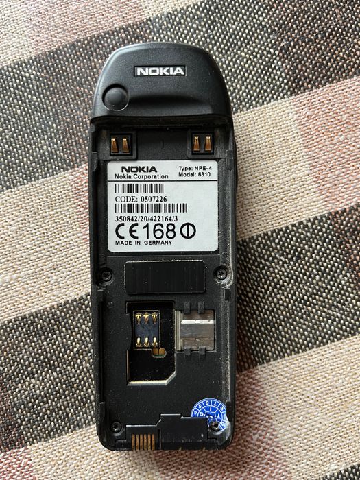 Vând Nokia 6310 !