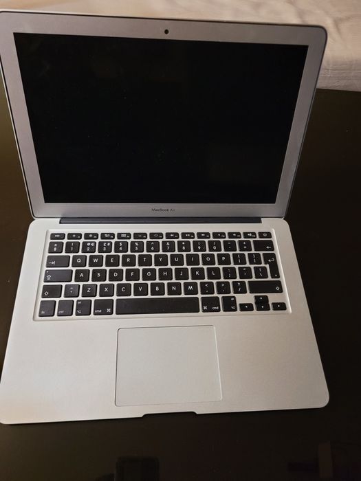 Macbook Air 2019 500GB Ram 8GB