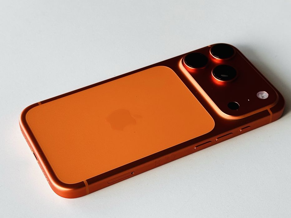 Iphone 17 Pro Max 512GB Orange 100% Батерия! Гаранция 6 месеца