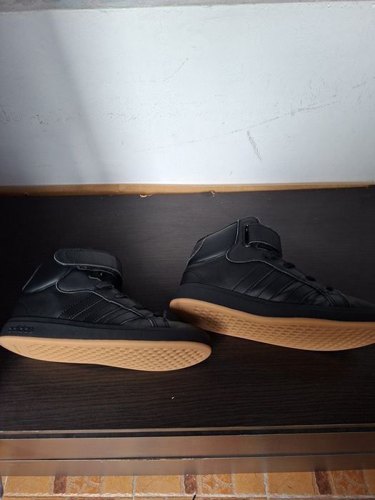 Детски маратонки Adidas номер 34