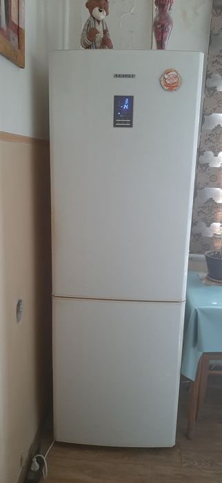 Двух камерный Samsung