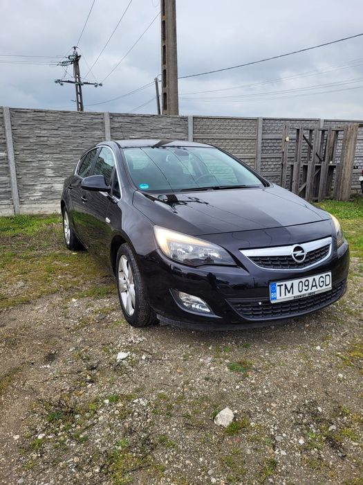 Vand Opel Astra J | An 2010 | 1.7 CDTI
