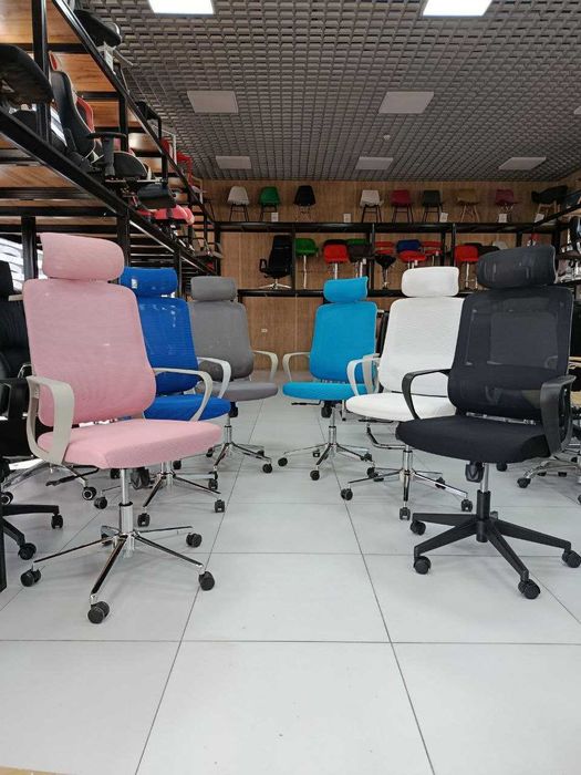 Кресло для офиса и дома - PRICHER  разные