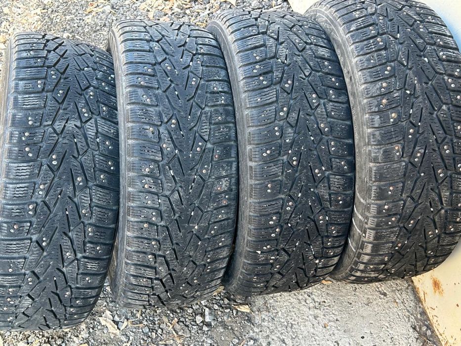 Продам Зимние Шины 205/55/16 (Торг есть)