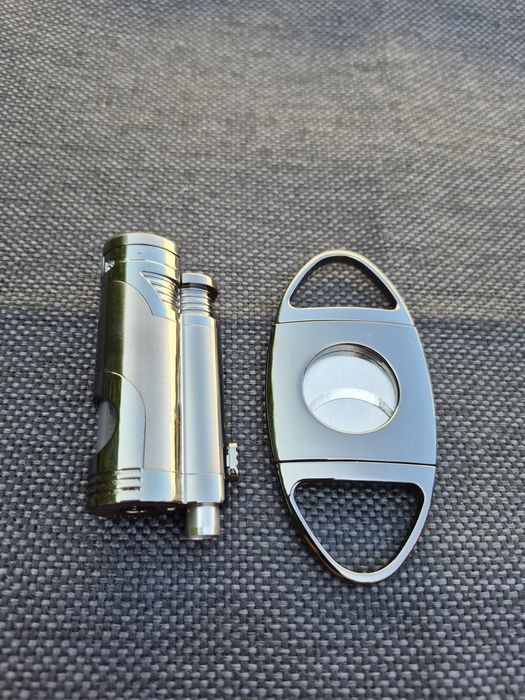 Стилна запалка за пури с лого и подарък резачка в подаръчна кутия