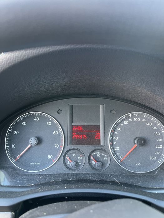 VOLKSWAGEN Golf 2005 — imagine 4