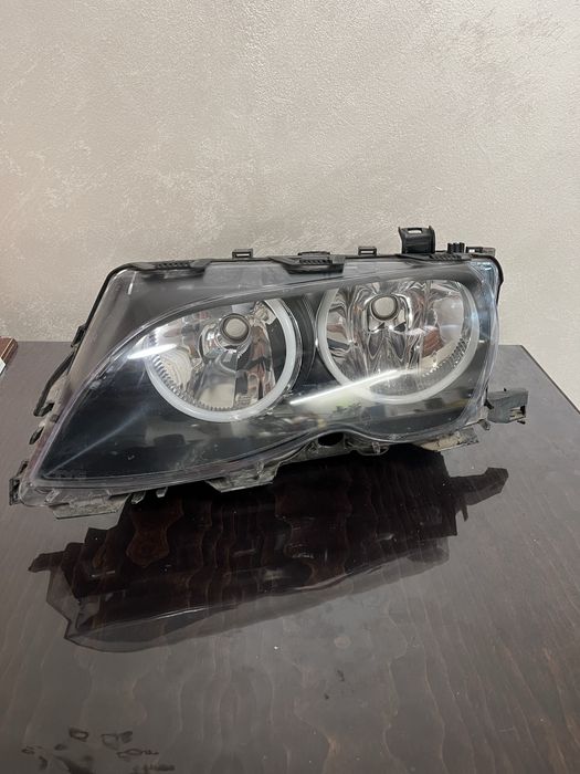 Преден фар bmw e46