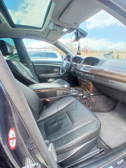 Vand bmw 730d 2003 automat
