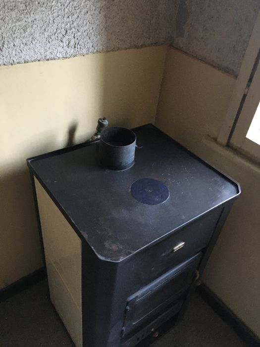 Камина с водна риза 18 киловата.