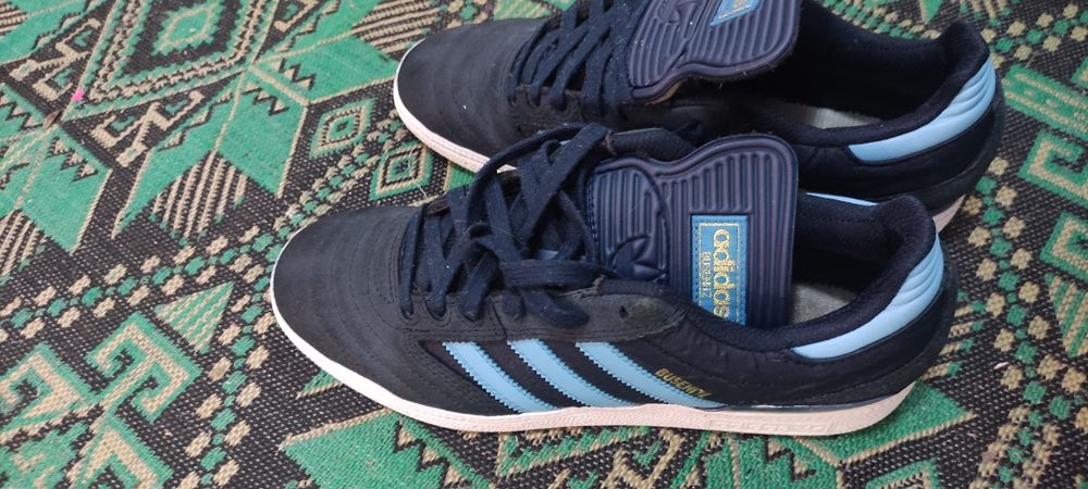 Адидас маратонки