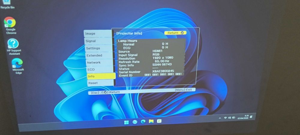 Videoproiector Epson EB-FH52.