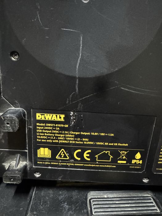 Radio makita / milwaukee / dewalt