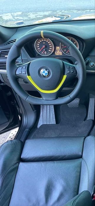 Уникален спортен мулти волан BMW (X5 E70 / X6 E71)