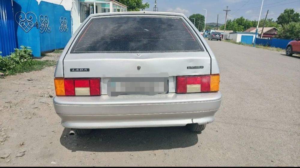 Автомобиль ВАЗ 2114