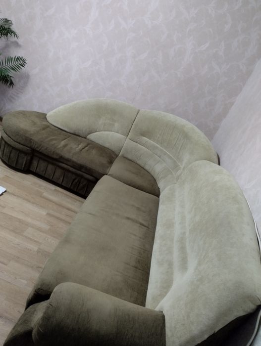 Продам диван и кресло