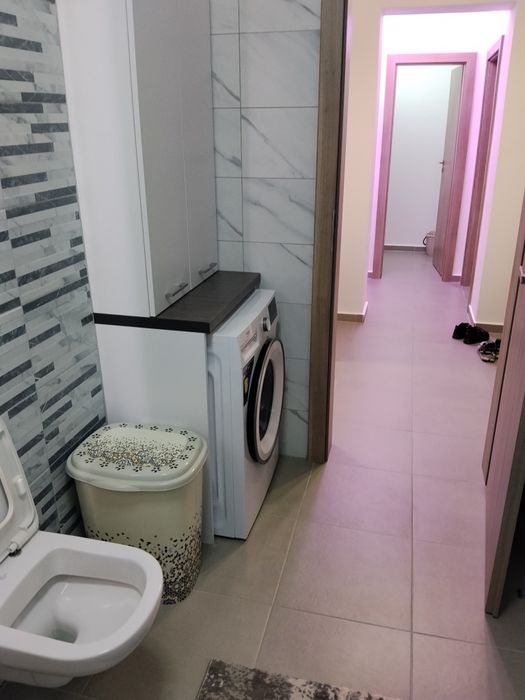 De vânzare apartament doua camere MAURER