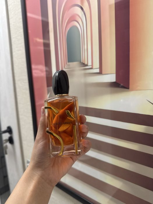 Giorgio Armani Sì Eau de Parfum Intense (100 ml) — Original