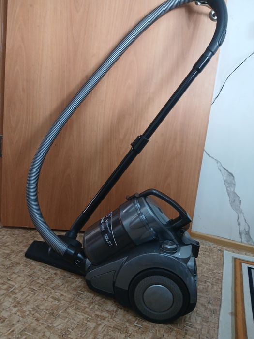 Продам пылесос в