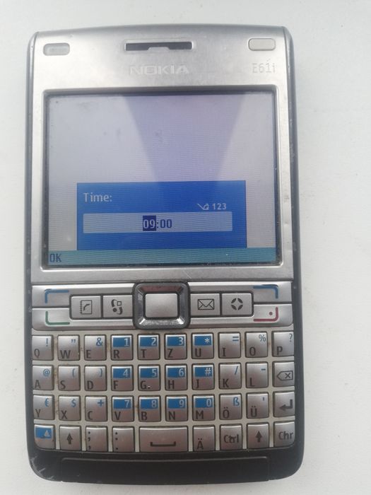 Продам смартфон  Nokia e61i.