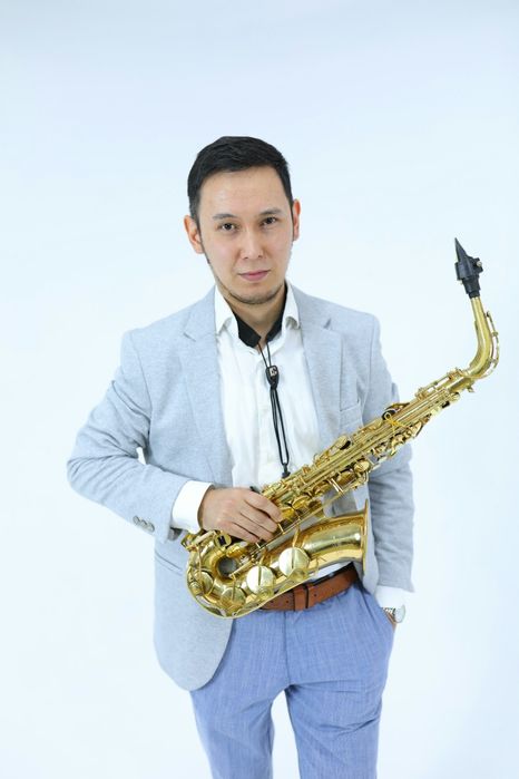 Саксофон. Саксофонист. Шымкент