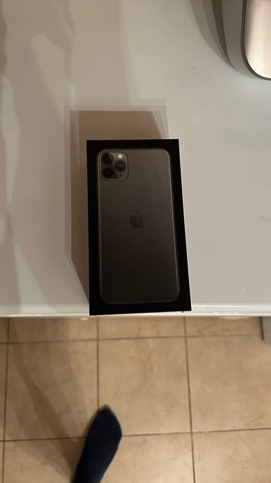 iPhone 11 Pro Max 64 GB